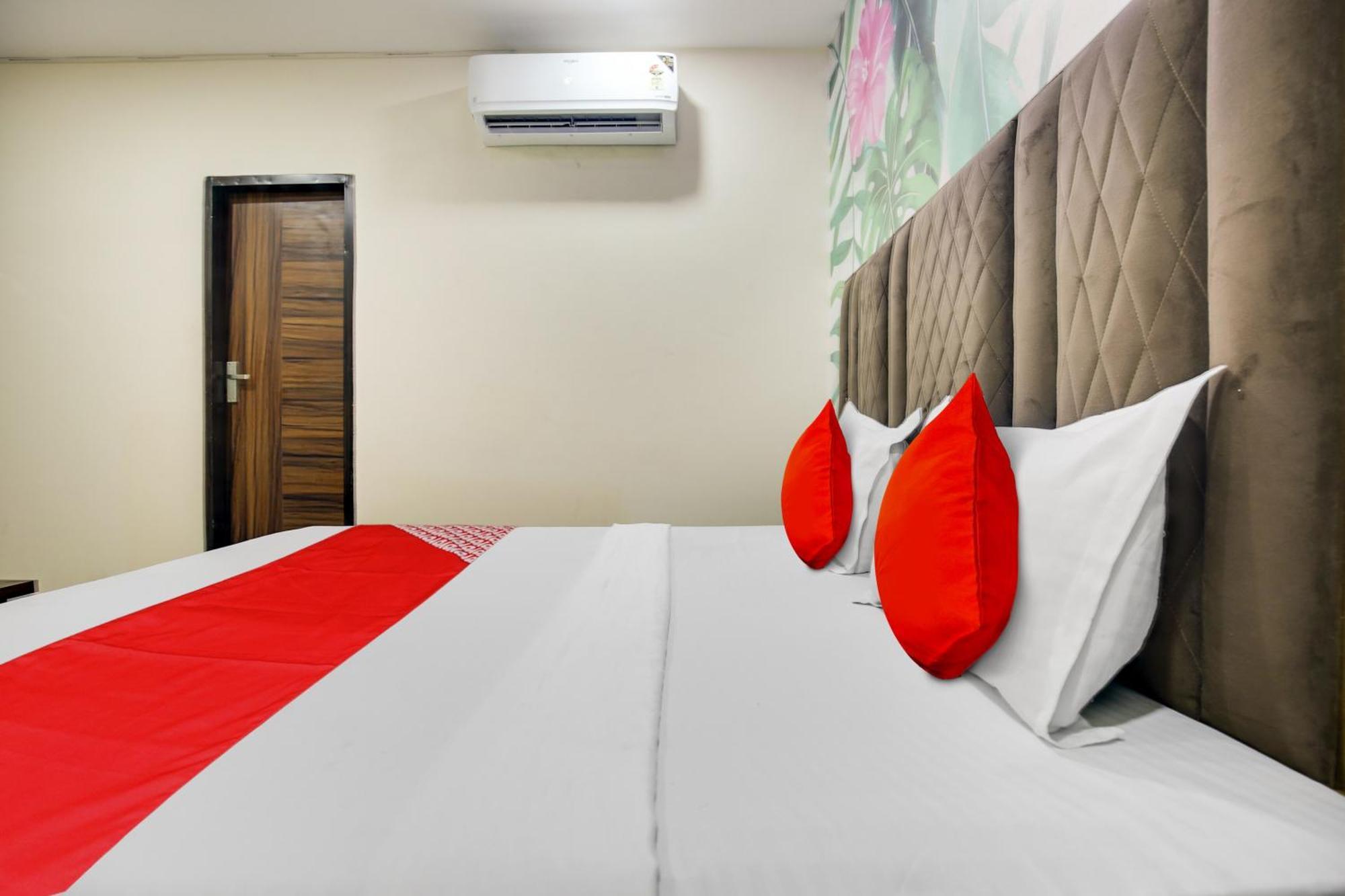 Oyo King Residency Hotel Ludhiana Buitenkant foto