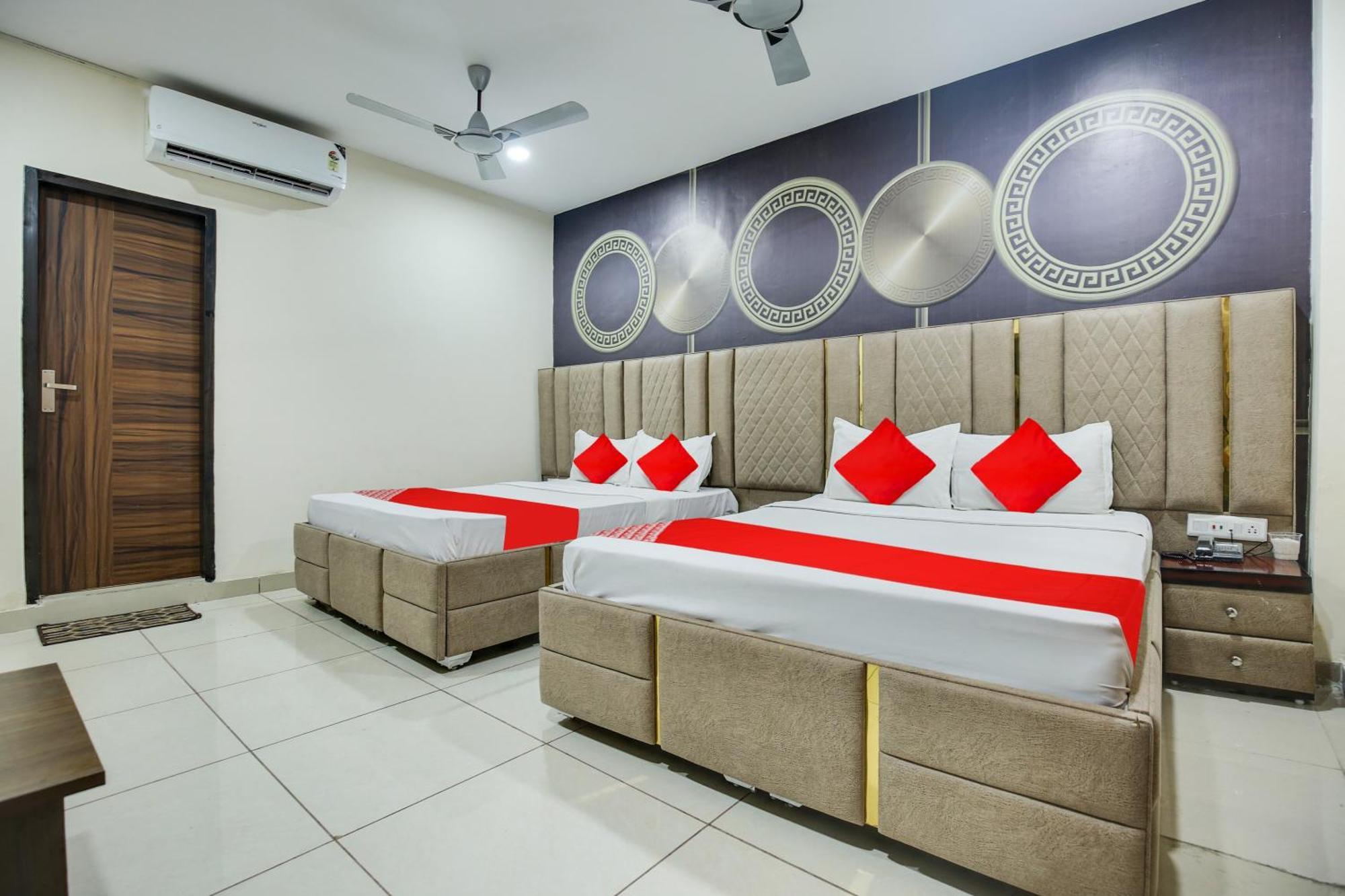 Oyo King Residency Hotel Ludhiana Buitenkant foto