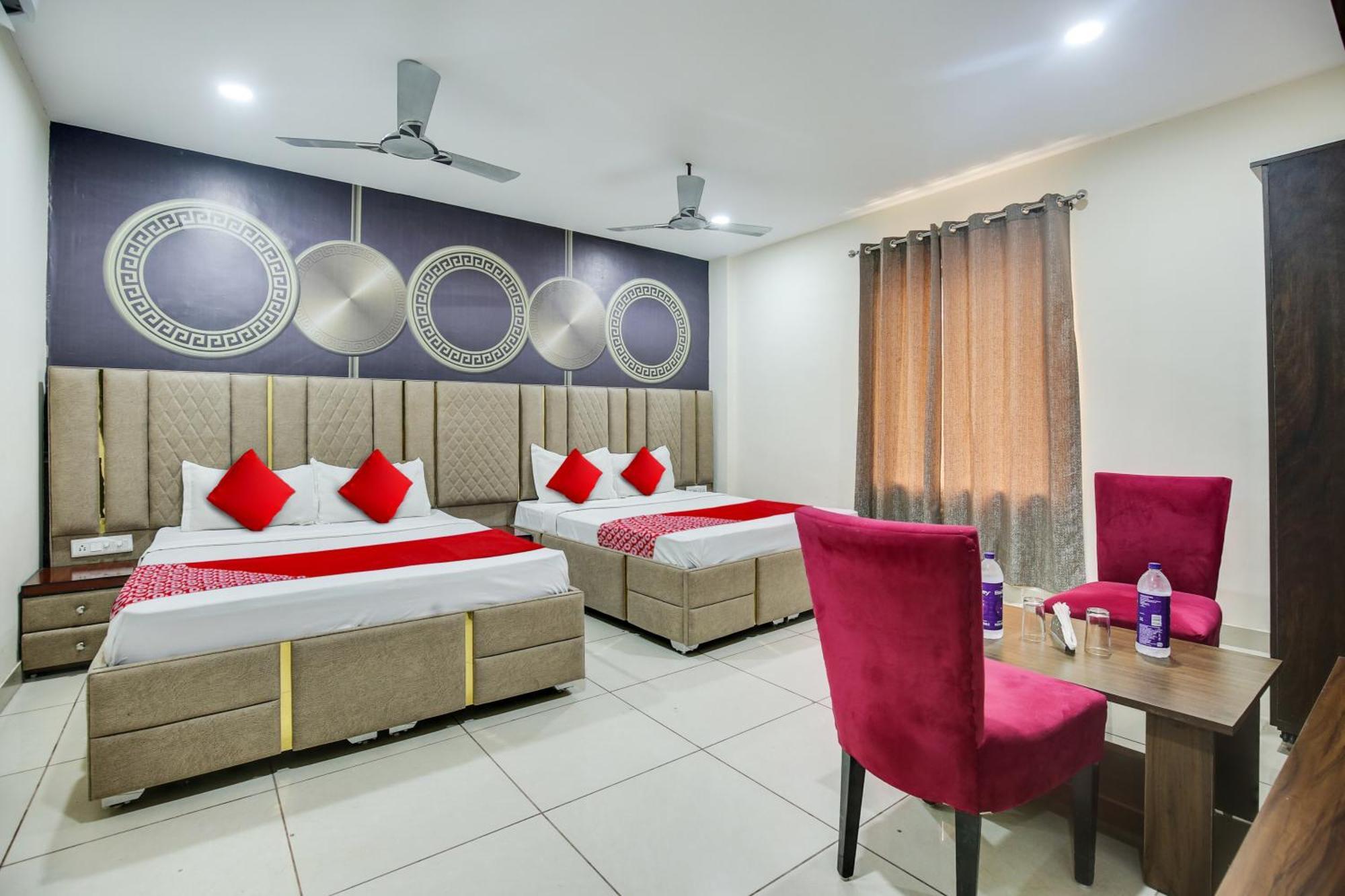 Oyo King Residency Hotel Ludhiana Buitenkant foto